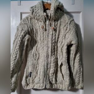 Vintage Thick Wool Sweater Jacket 🤍💖